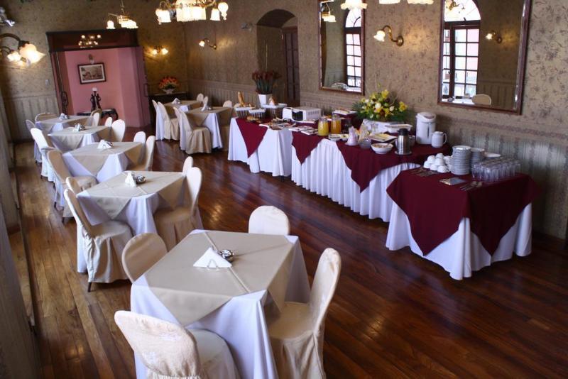 Capital Plaza Hotel Sucre Buitenkant foto